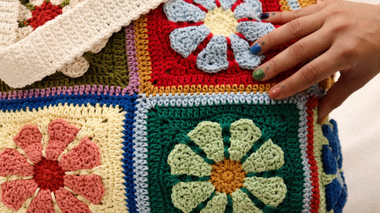 COLORFUL DAISY CROCHET MAXIBAG