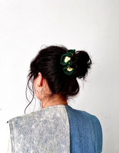 YELLOW&GREEN CROCHET SCRUNCHIE